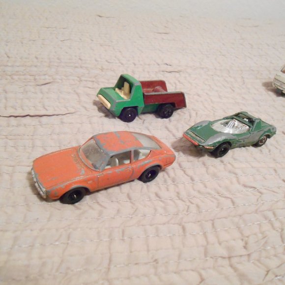 Vintage Playart and Tomica Toy Cars - Picture 2 of 11